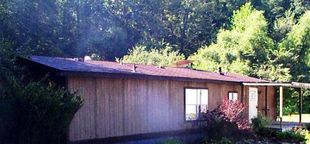 1235 N Flaugherty Run RD, Coraopolis, PA 15108 