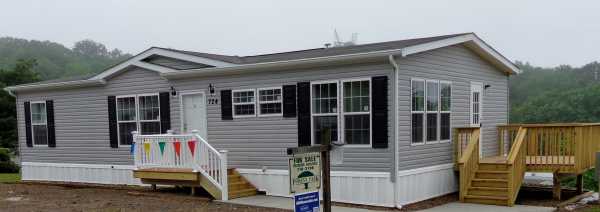 724 Slate Avenue, Cranberry, PA 16319 