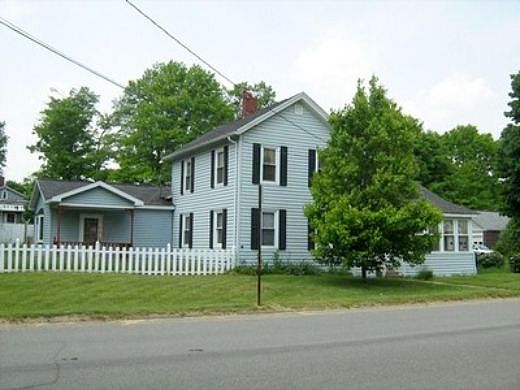 Essex, Corry, PA 16407 
