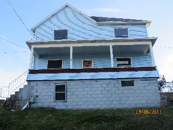 403 Lowell St, Vandergrift, PA 15690 