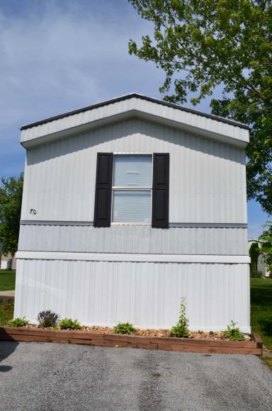 70 Chesapeake Estates, Thomasville, PA 17364 