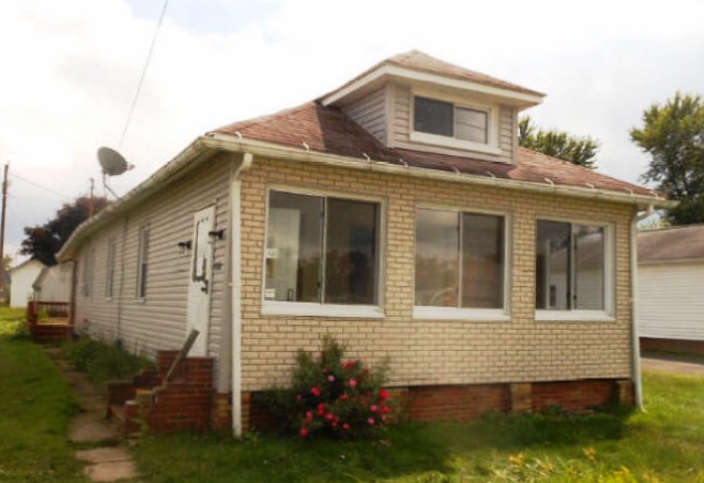 708 Painter Ave, Ford Cliff, PA 16228 