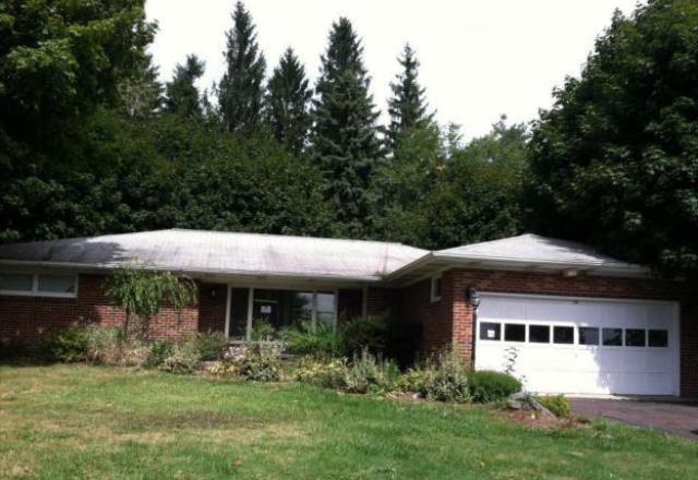 720 Church St, Moscow, PA 18444 