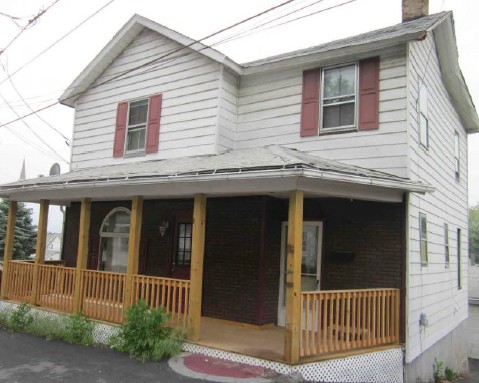 24 Drummond St, Pittston, PA 18640 