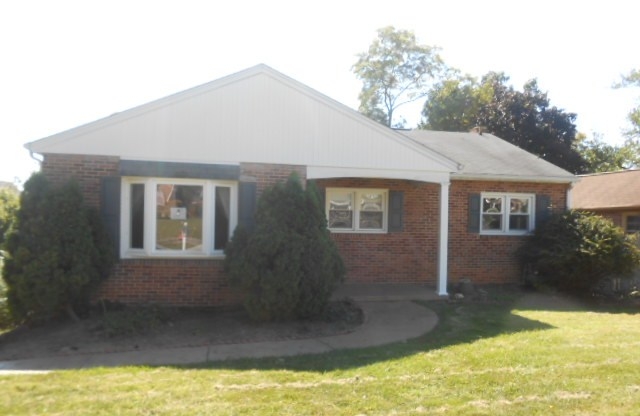 392 Hillcrest Drive, York, PA 17403 