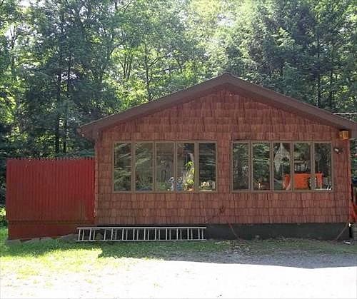 Sorrel St, Stroudsburg, PA 18360 