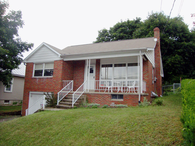 507 S 5TH ST, Hamburg, PA 19526 
