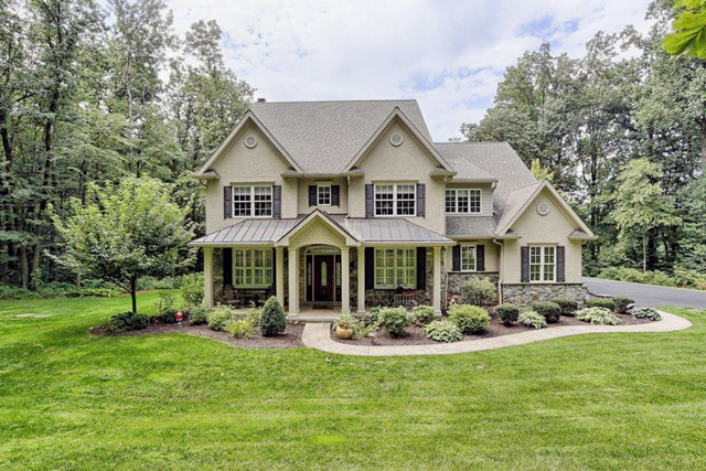 123 IRON VALLEY DRIVE, Lebanon, PA 17042 