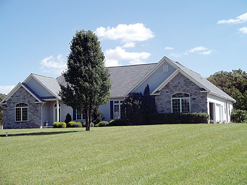 445 Glenwood Drive, Gettysburg, PA 17325 