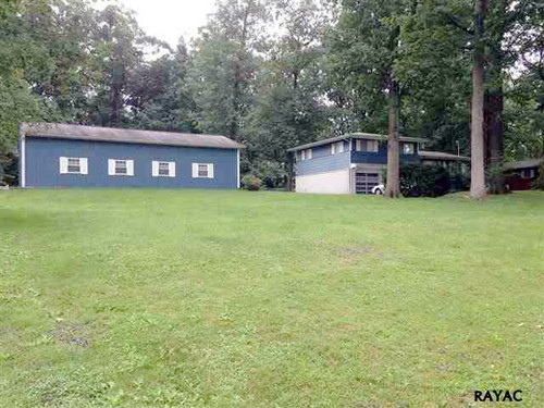 30 Halleck Dr., East Berlin, PA 17316 