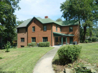 1 Cyrus Avenue, Point Marion, PA 15474 