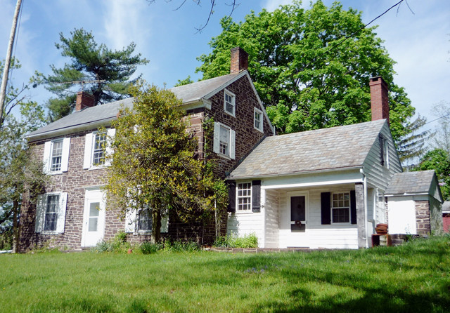 94 Lily Valley Rd, Ottsville, PA 18942 