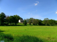 1944 SWEETBRIAR RD, Bedminster, PA 18910 