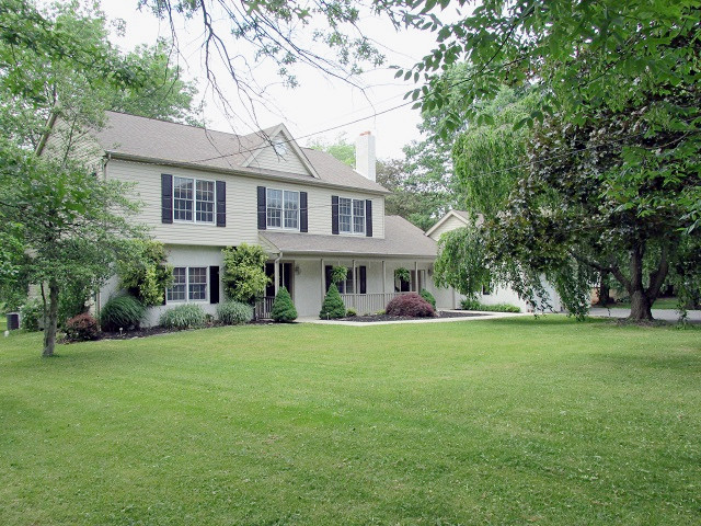 114 CHESTNUT LN, Horsham, PA 19044 