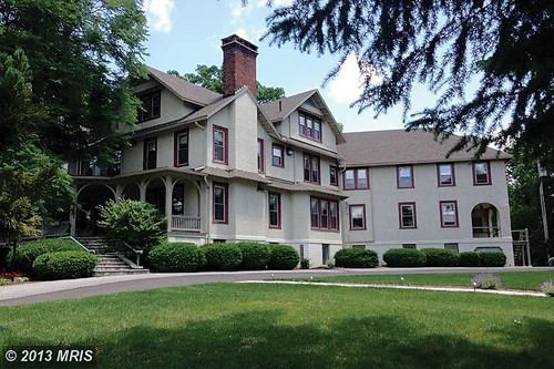 1090 RAGGED EDGE RD, Chambersburg, PA 17202 