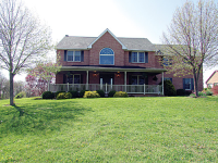 9575 Tomstown Rd, Waynesboro, PA 17268 