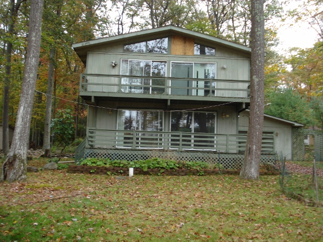 28 Wildflower Drive, Tobyhanna, PA 18466 