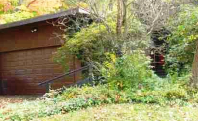 1977 Pine Hollow Blvd, Hermitage, PA 16148 