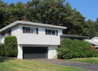209 Karen Dr, Scranton, PA 18505 