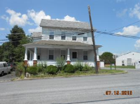 639 Blue Mountain Dr, Cherryville, PA 18035 