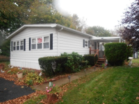 3 Lake View Ct, Bath, PA 18014 