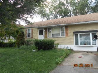 2 Patrician St, Levittown, PA 19057 
