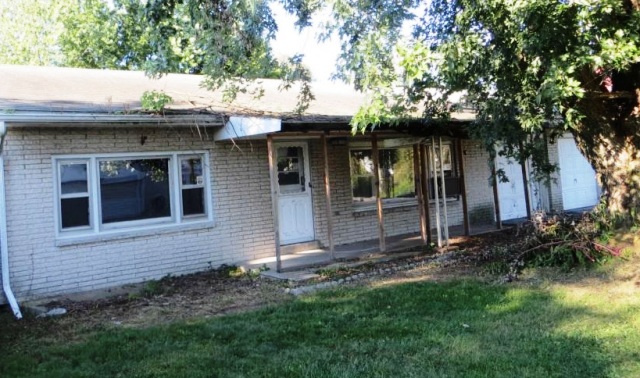 327 East Main Street, Newmanstown, PA 17073 