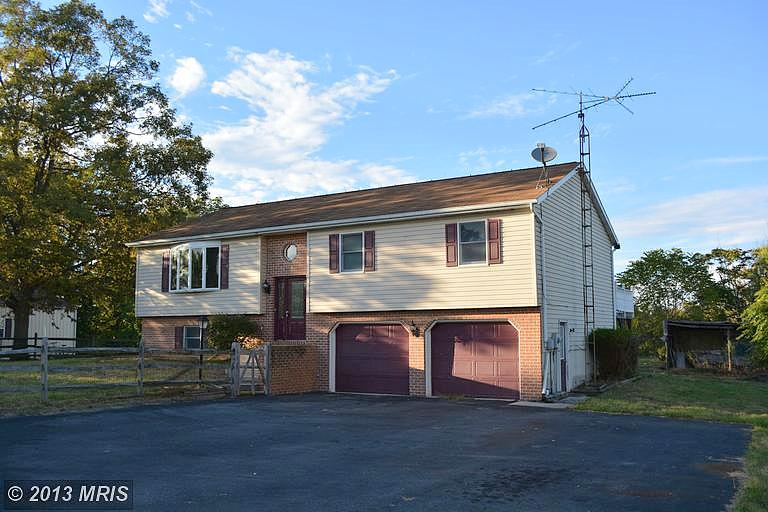 Bino, Greencastle, PA 17225 