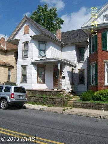N Grant St, Waynesboro, PA 17268 