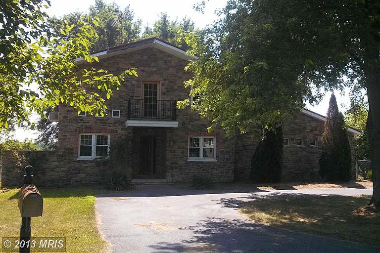 Larry, Greencastle, PA 17225 