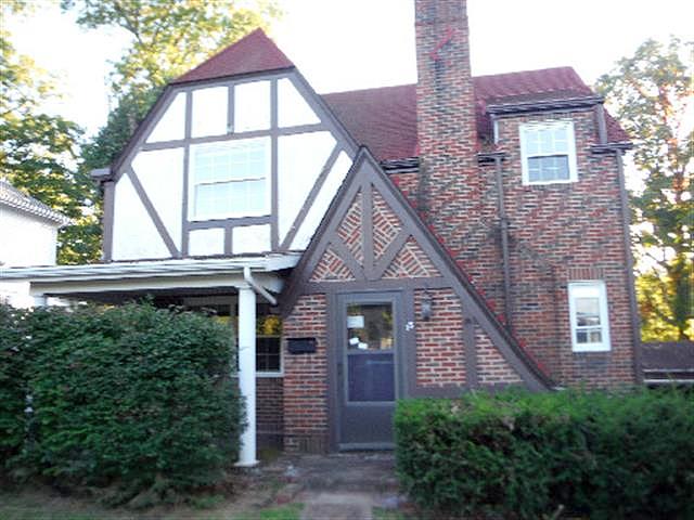 Hillcrest, Charleroi, PA 15022 