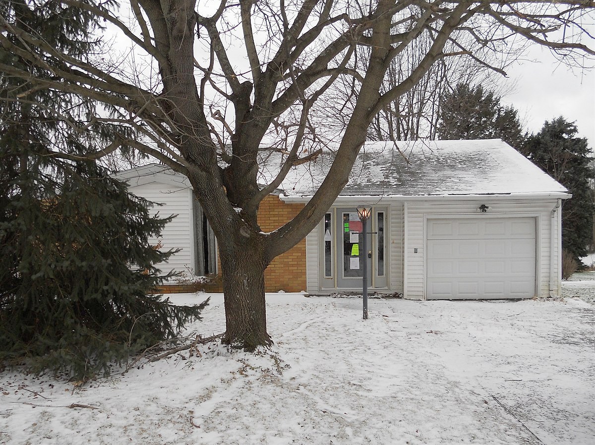 King, Ford City, PA 16226 