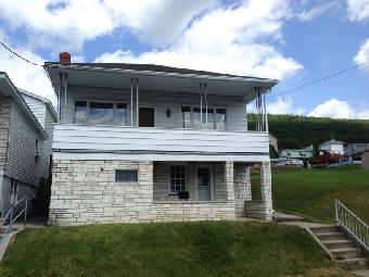 43 W Columbus Ave, Nesquehoning, PA 18240 