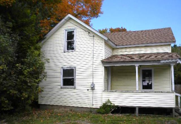 30 Brown St, Union City, PA 16438 