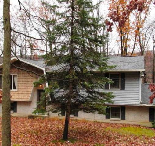 16 Hemlock Road, Nesquehoning, PA 18240 