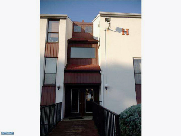 301 BYBERRY RD #H1, Philadelphia, PA 19116 