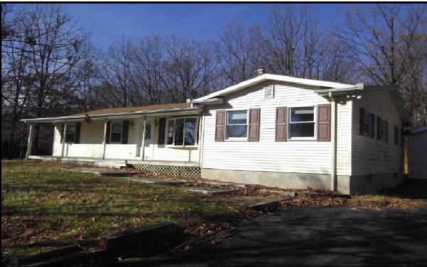 27 Grand Mesa Drive, Effort, PA 18330 