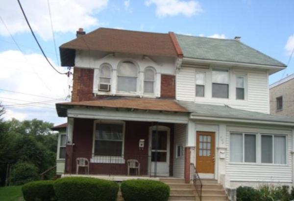 411 Colwyn Ave, Darby, PA 19023 