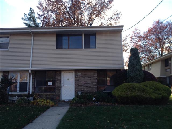 3850 Woodhaven Rd Unit 301, Philadelphia, PA 19154 