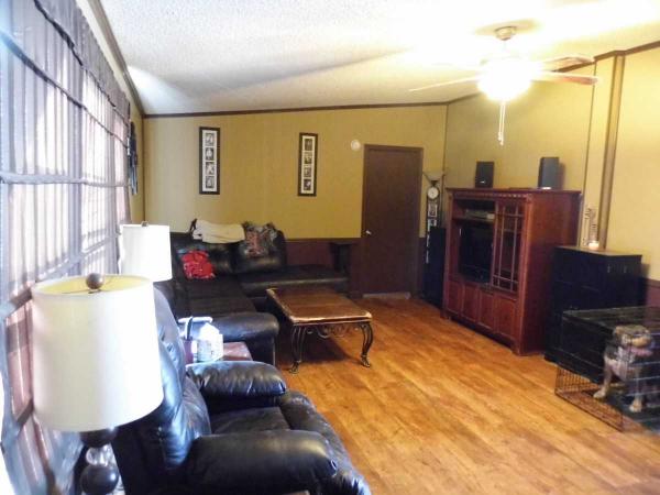 445 Dauberton Dr, New Oxford, PA 17350 