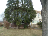 5715 Mitchell Rd, Levittown, PA 19057 