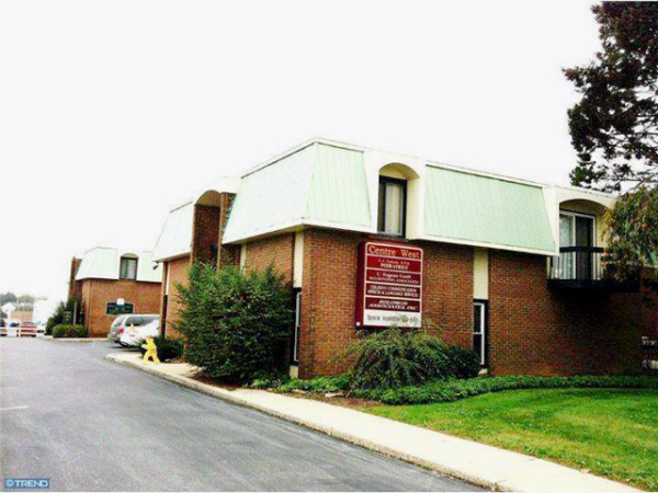 430 W MAIN ST, New Holland, PA 17557 