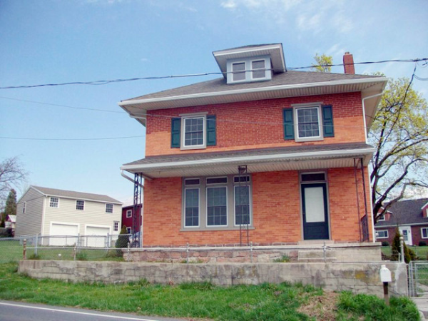 108 S KING STREET, Stevens, PA 17578 