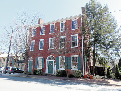 219 W MARKET STREET, Marietta, PA 17547 