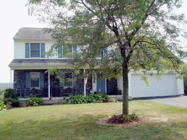 1650 CLOVERTON DRIVE, Columbia, PA 17512 