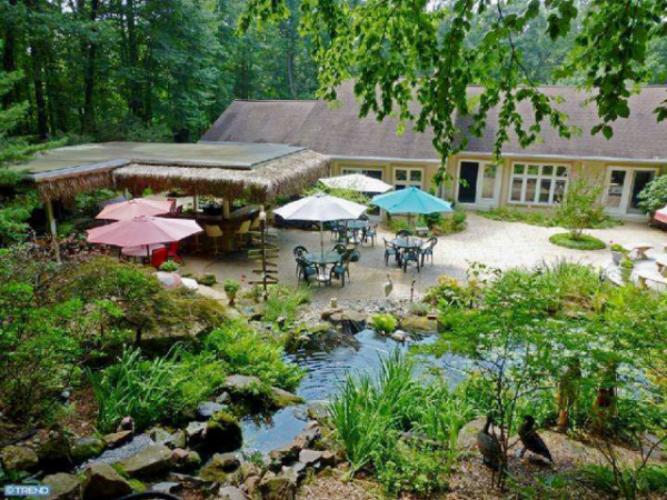 609 HOLTZMAN RD, Reinholds, PA 17569 