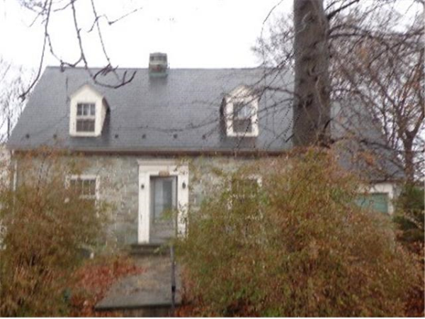 104 S Mount Vernon St, Pottstown, PA 19464 