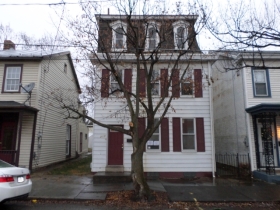 213 W. North St, Carlisle, PA 17013 