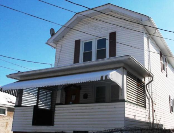 311 Quay St, East Vandergrift, PA 15629 