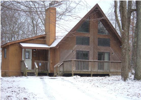 1381 Bear Drive, Bushkill, PA 18324 